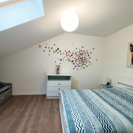 Superbe appartement type loft en duplex rue Buat Châlons-en-Champagne Buitenkant foto