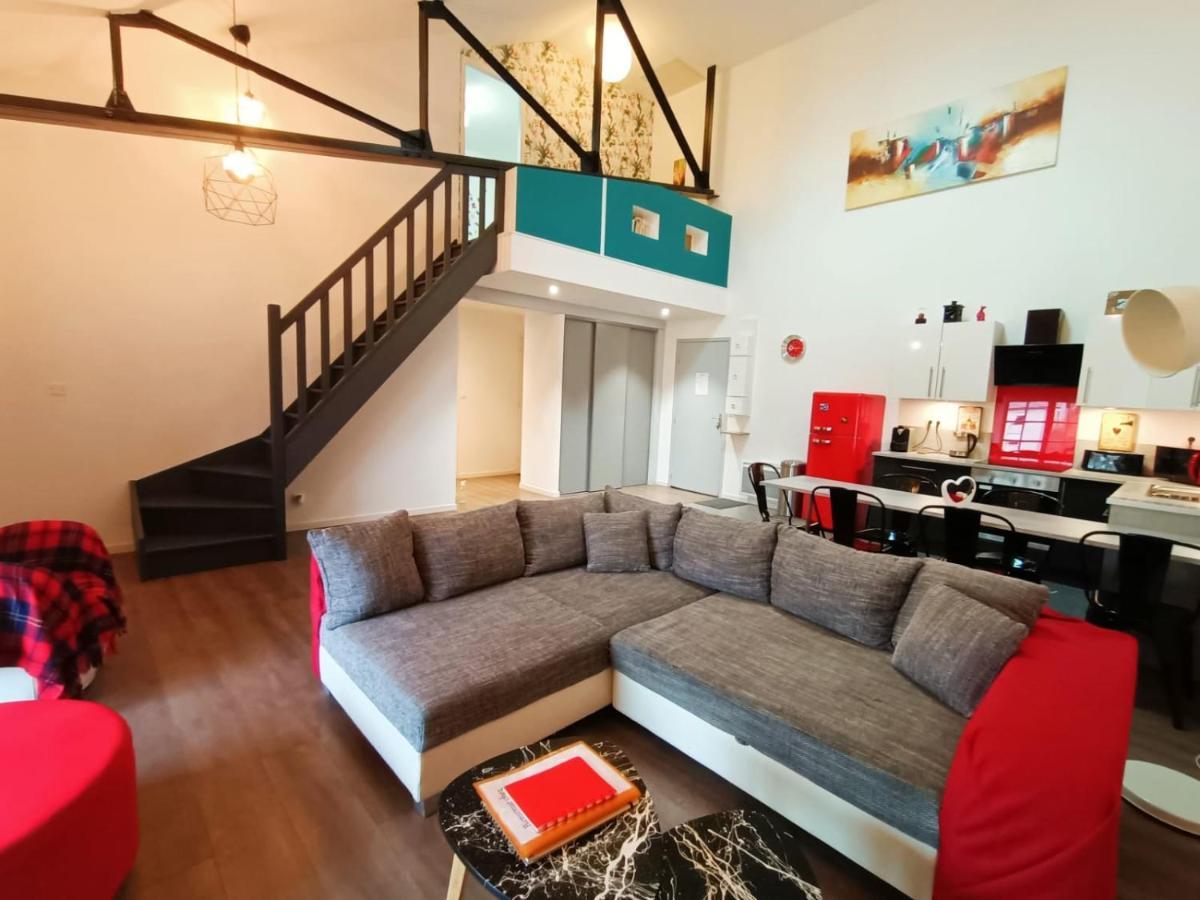 Superbe appartement type loft en duplex rue Buat Châlons-en-Champagne Buitenkant foto