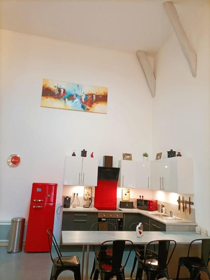 Superbe appartement type loft en duplex rue Buat Châlons-en-Champagne Buitenkant foto